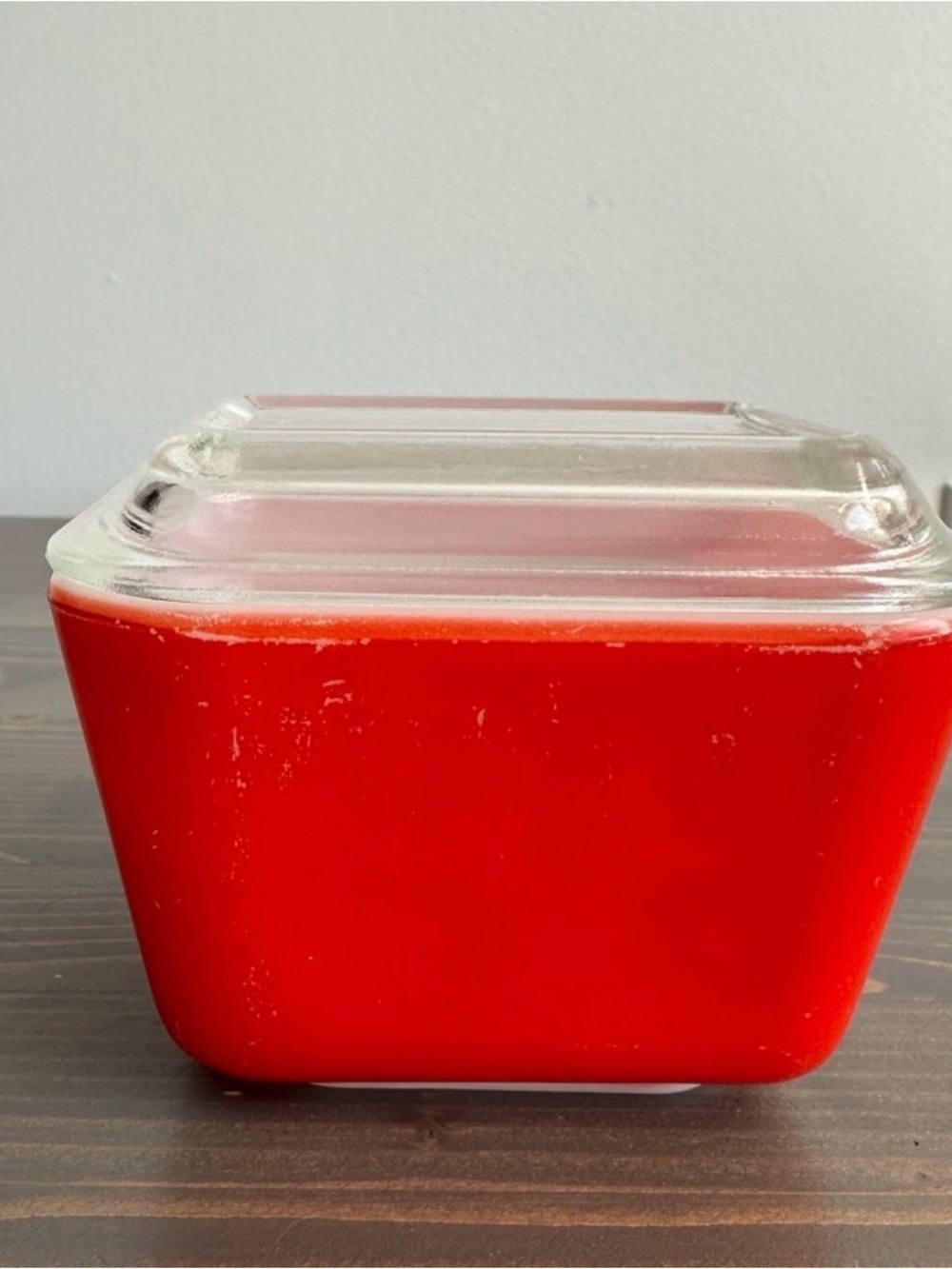 Vintage 501 B Pyrex fridgie & lid❤️
Pre 1950’s